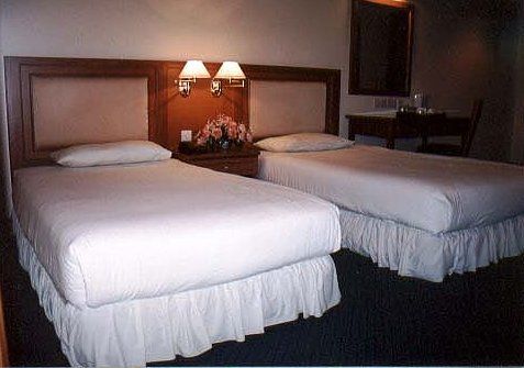 Hotel Sentosa Kuala Belait Exterior foto