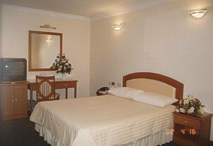 Hotel Sentosa Kuala Belait Exterior foto