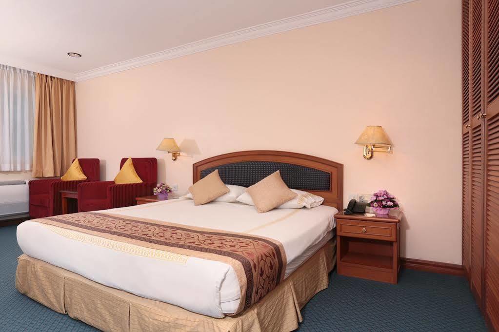 Hotel Sentosa Kuala Belait Exterior foto